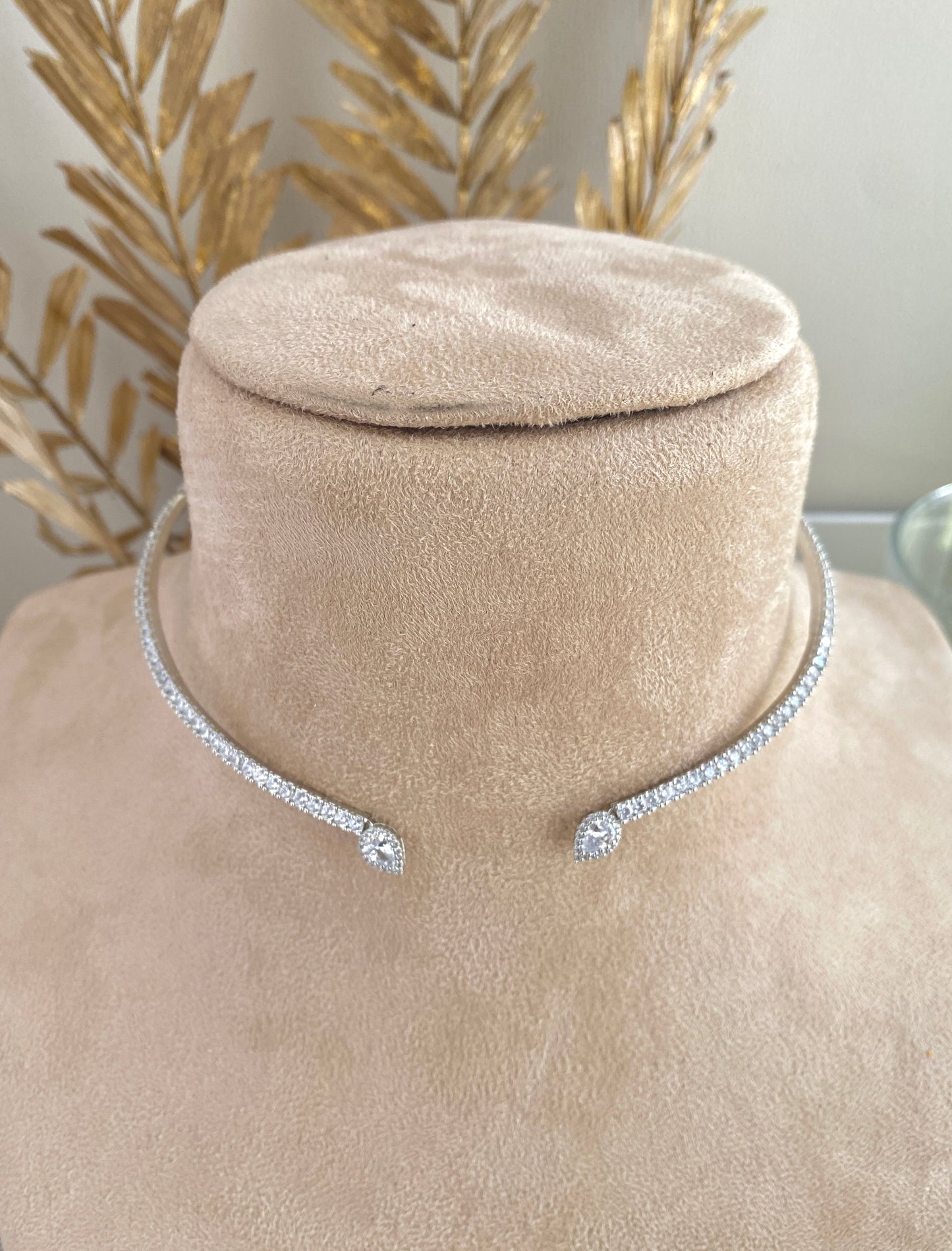 Sparkling Diamond Dew Collar Necklace Set with CZ Earrings